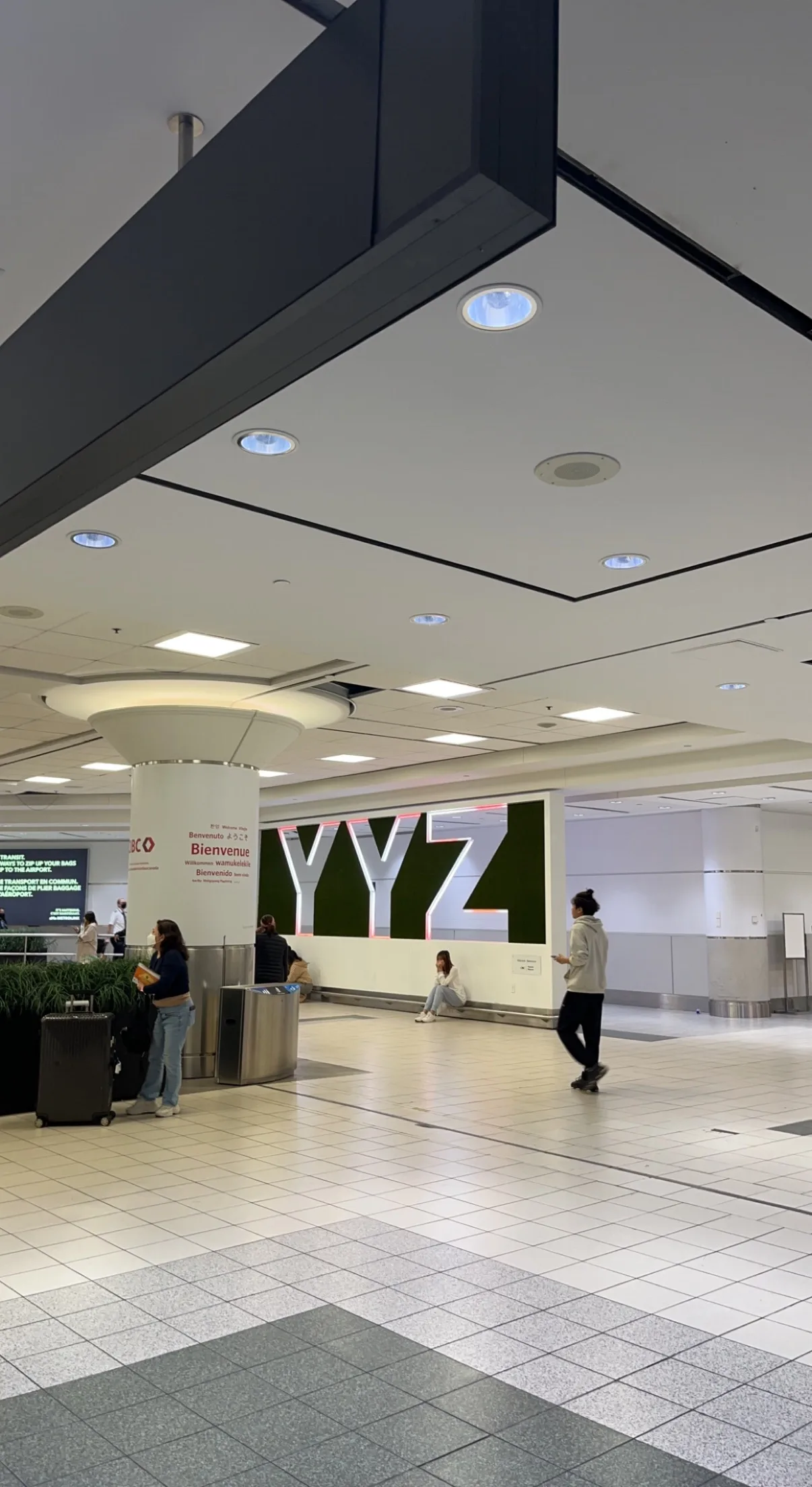 YYZ, Canada